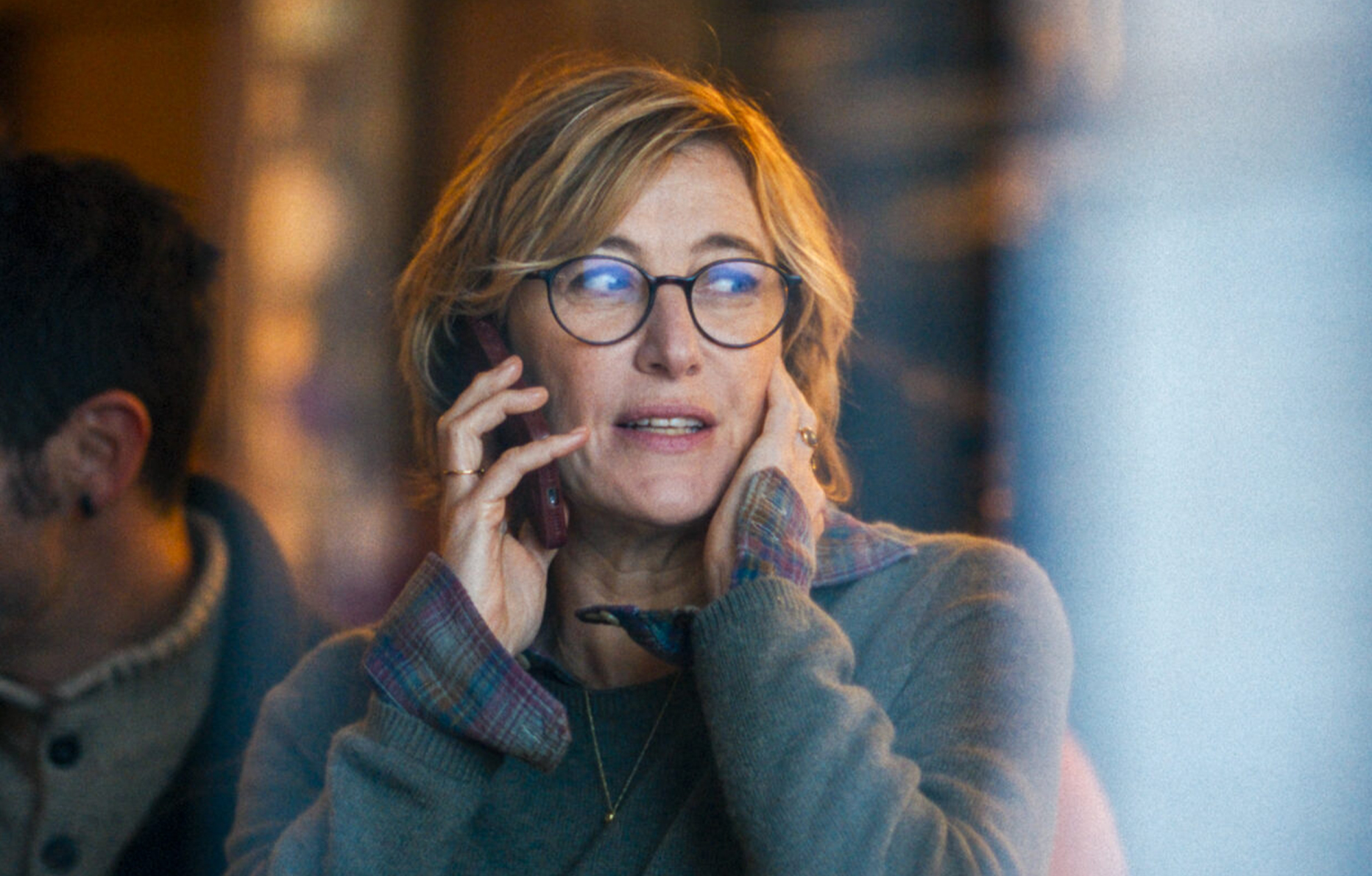 Valeria Bruni-Tedeschi dans le film L'Attachement (2025) © Karé Productions - France 2 Cinéma - Umedia.