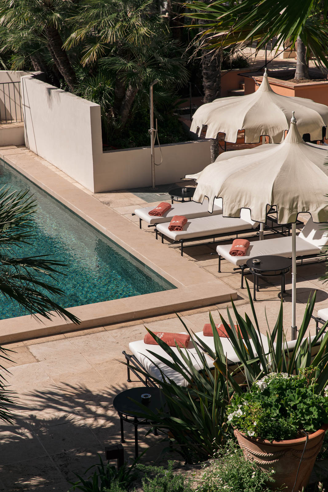 Vue de la piscine de la Bastide de Saint Tropez.