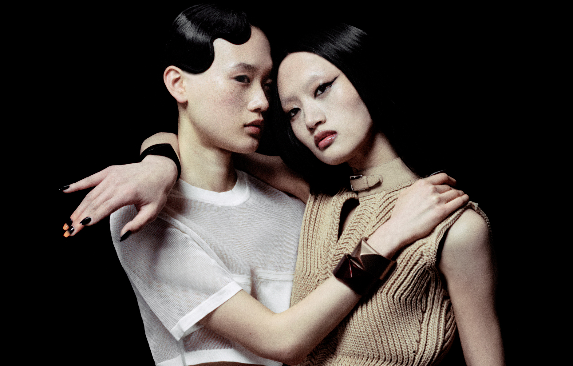 Deva Cassel, Little Simz et Pom Klementhieff au sommaire du Numéro 254. Photo de couverture par Kenny Germé.